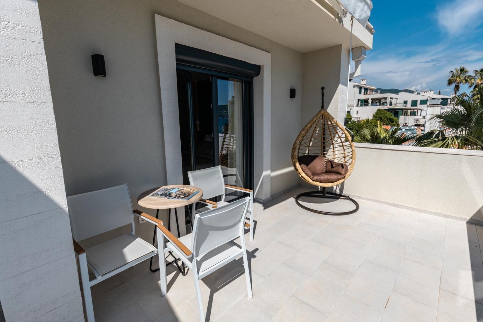 Hotel Vila Hedonija Herceg Novi Zewnętrze zdjęcie